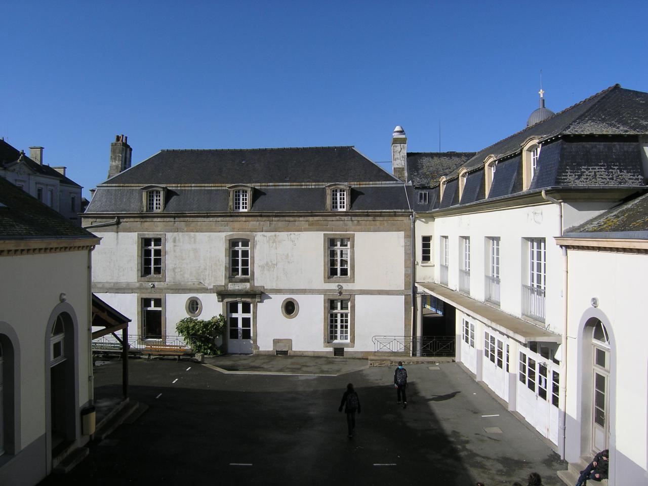 College du Sacré Coeur2